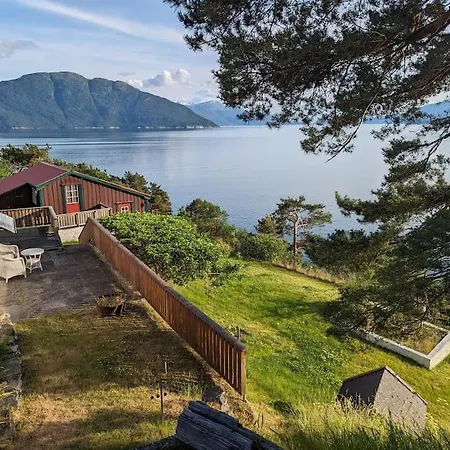 Hardangerfjord View 1 *