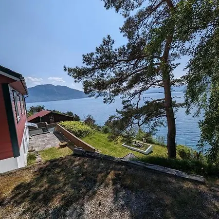 Hardangerfjord View 1 Apartment *